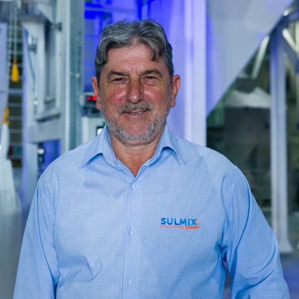 Natal Fraga, President and CEO of Sulmix Diluentes